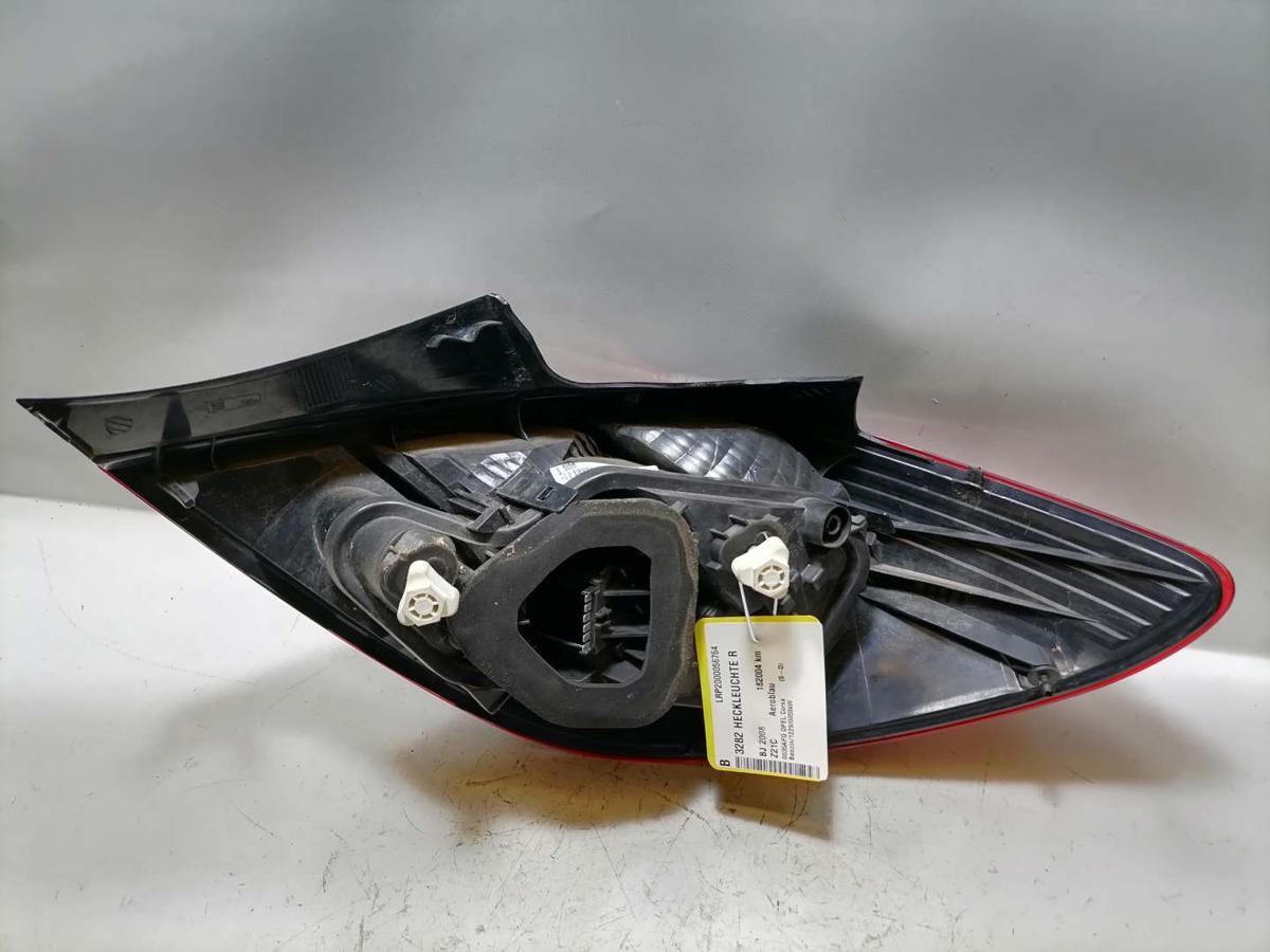 Opel Corsa D original Rücklicht Rückleuchte Heckleuchte rechts 5 Türer BJ08